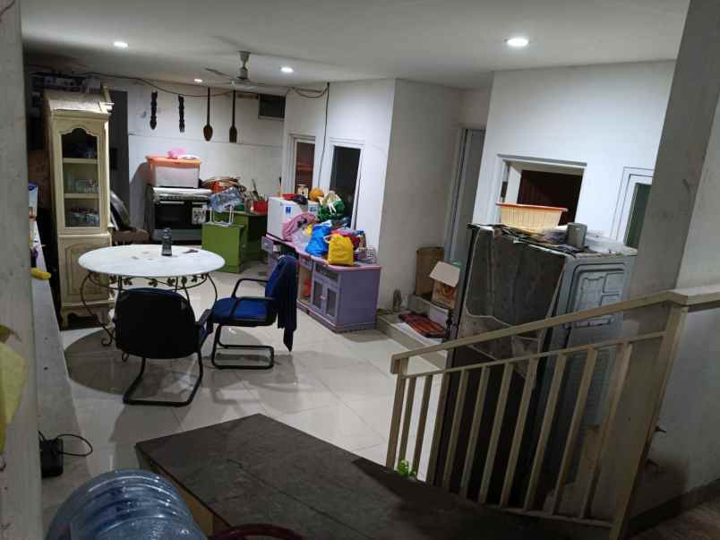dijual rumah cempaka mas kemayoran