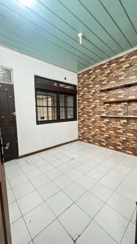 dijual rumah cempaka putih