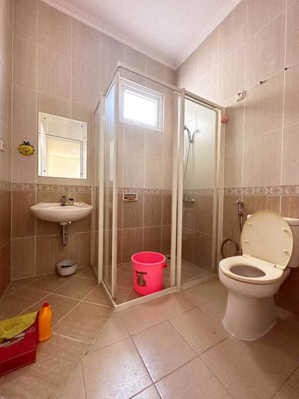 dijual rumah ciangsana