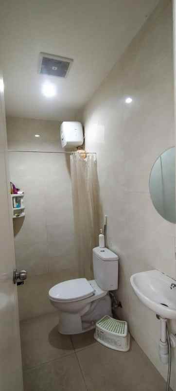 dijual rumah cigadung raya sayap