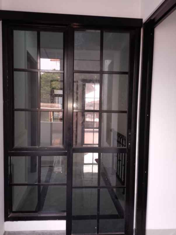 dijual rumah ciganjur