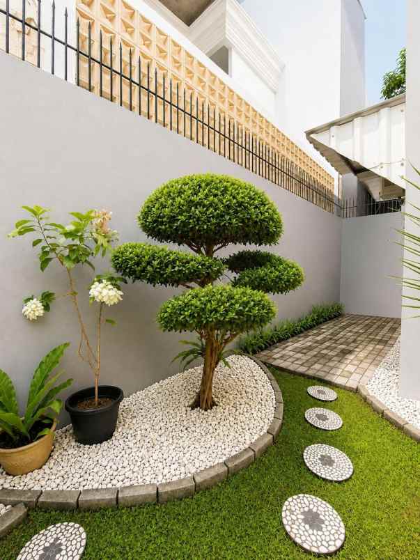 dijual rumah ciganjur