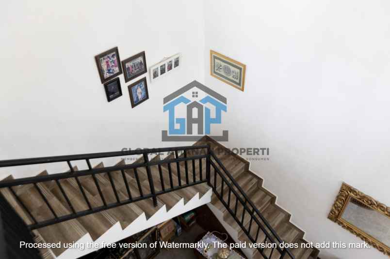 dijual rumah cihanjuang