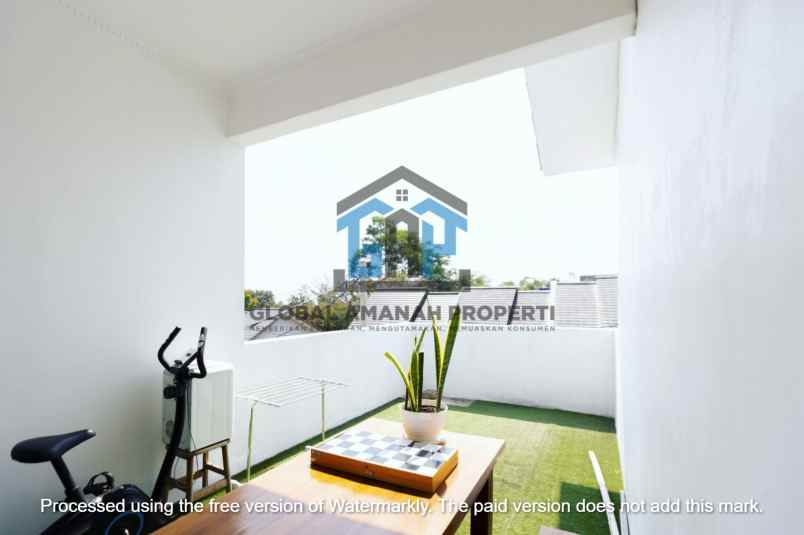 dijual rumah cihanjuang