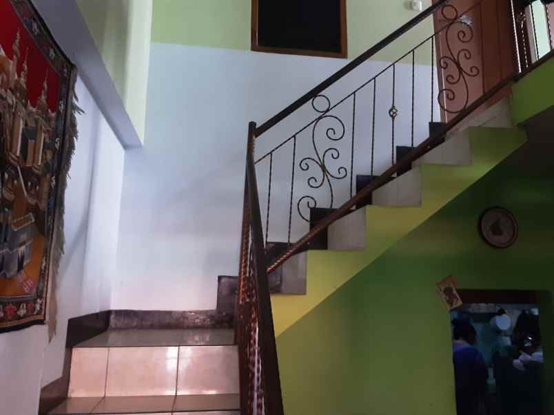 dijual rumah cihanjuang bawah