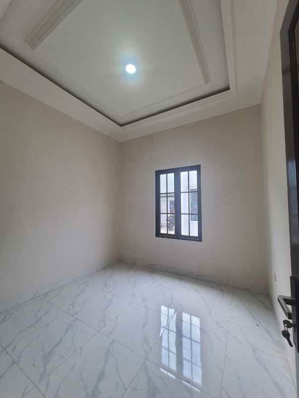 dijual rumah cilodong depok