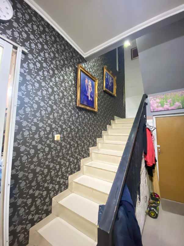 dijual rumah cimanggis kota depok