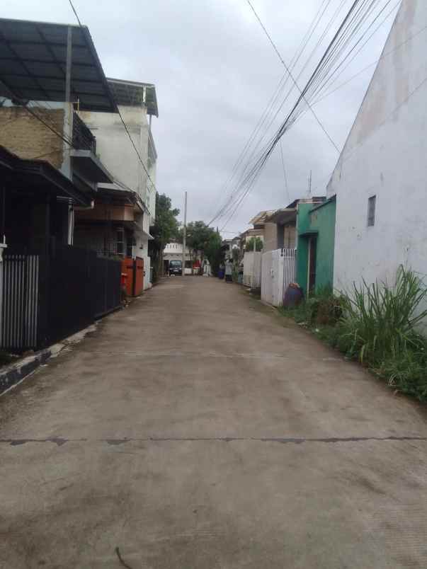 dijual rumah cipageran