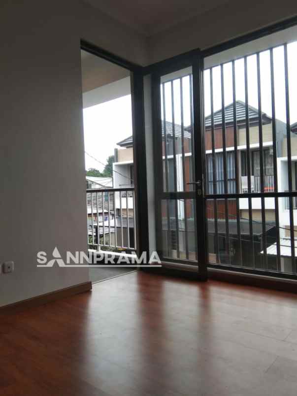 dijual rumah ciputat tangsel