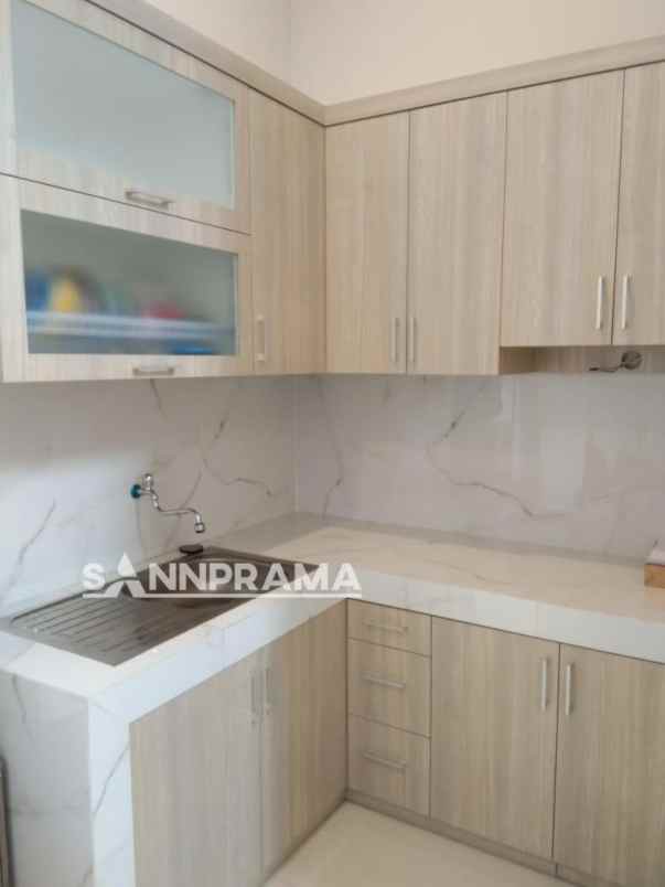 dijual rumah ciputat tangsel