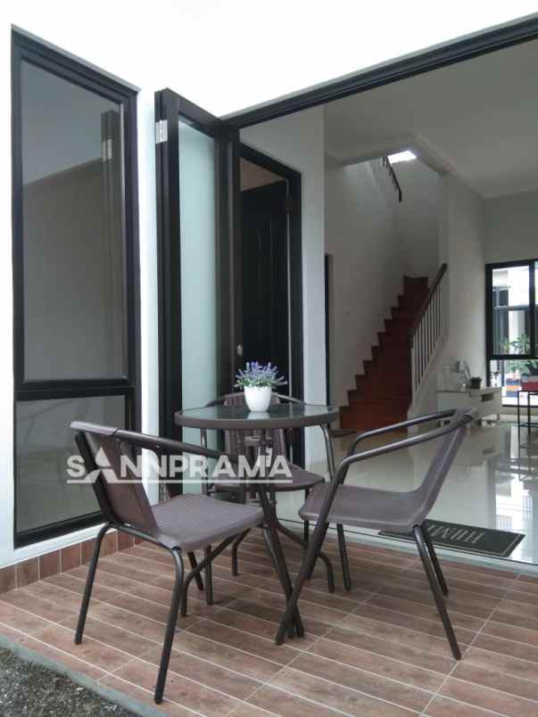 dijual rumah ciputat tangsel