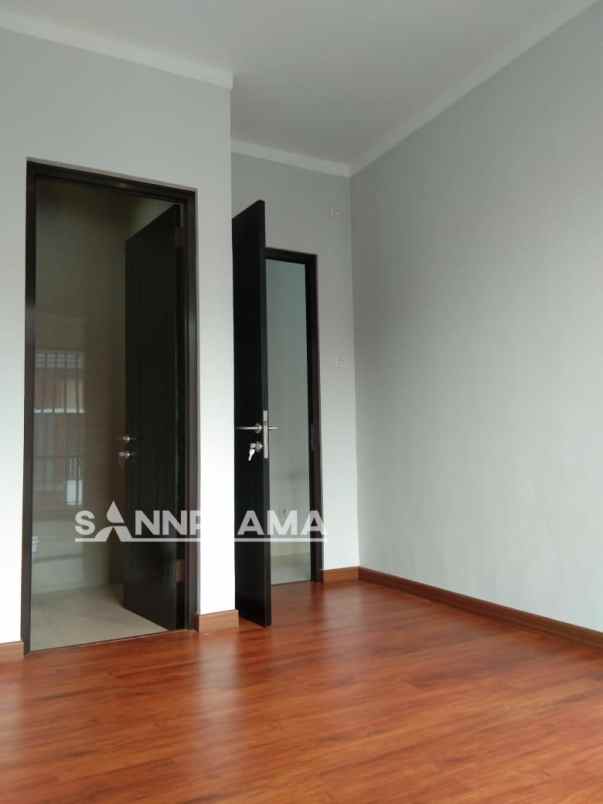 dijual rumah ciputat tangsel