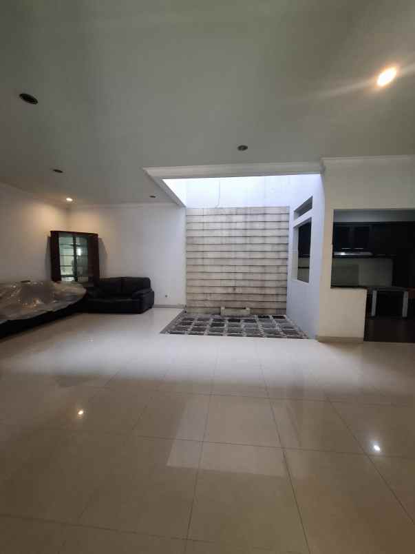 dijual rumah citra grand cibubur bekasi