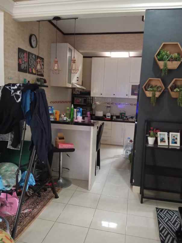 dijual rumah ciwaruga