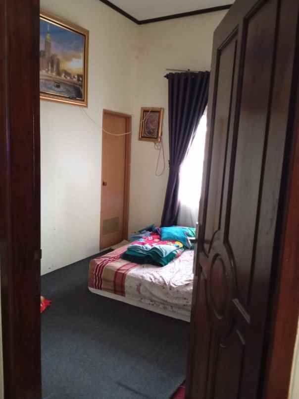 dijual rumah ciwaruga