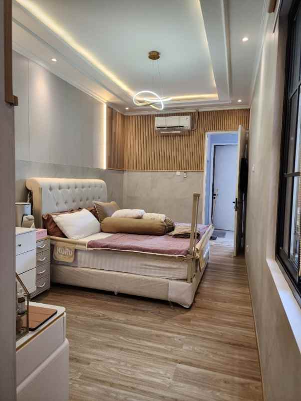 dijual rumah cluster ifolia kota