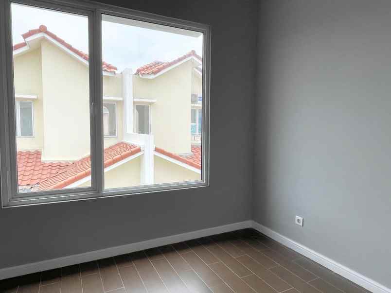 dijual rumah cluster la seine jgc