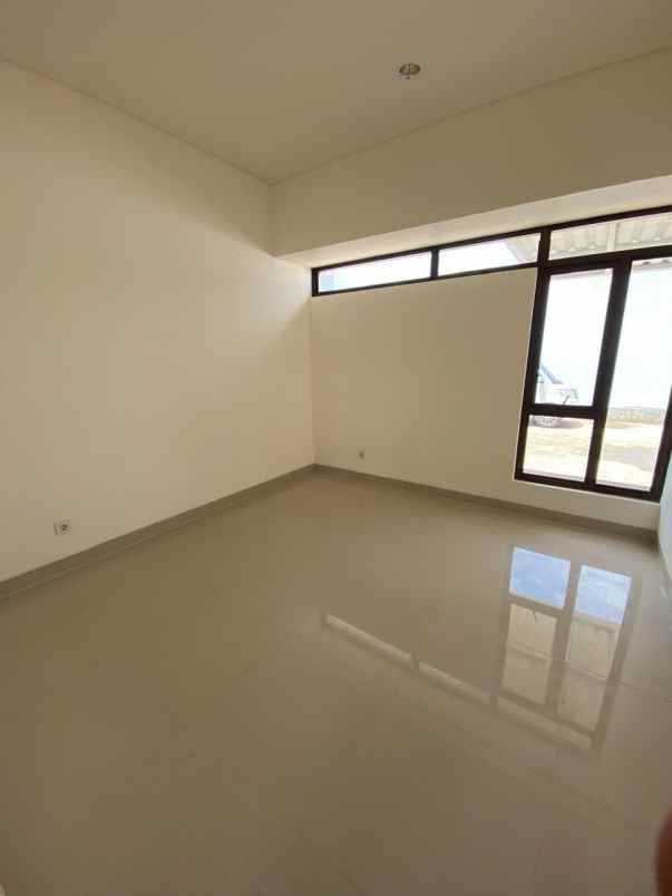 dijual rumah cluster padmagriya