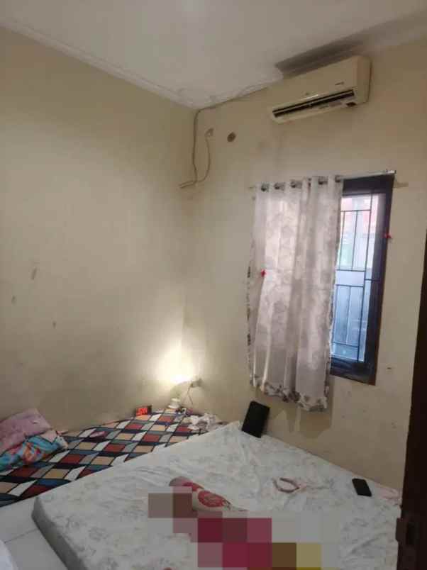 dijual rumah cluster posisi hook lokasi di ciledug