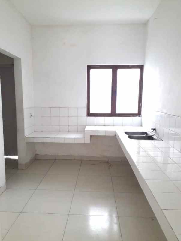dijual rumah cluster zebrina jgc