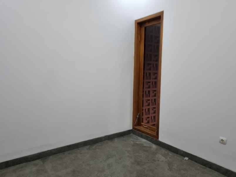 dijual rumah danurejo mertoyudan