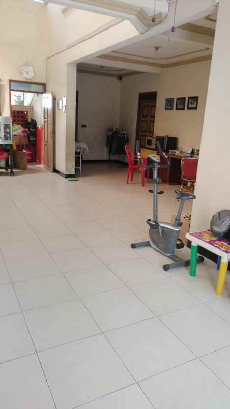 dijual rumah darmo permai selatan