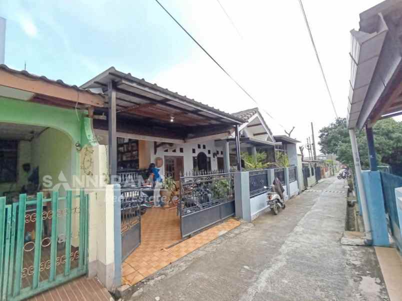 dijual rumah depok jaya