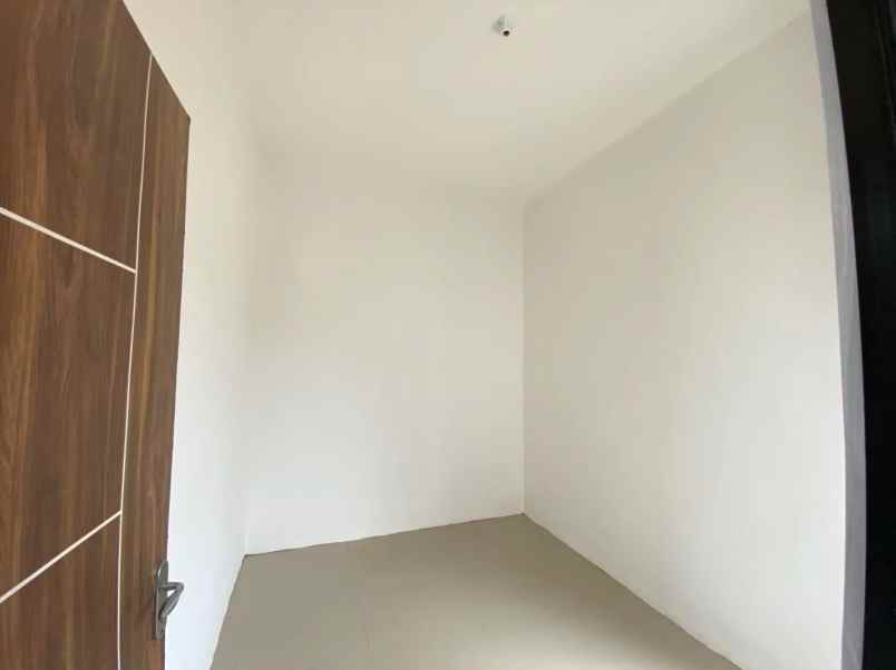 dijual rumah desa gereba dekat taman