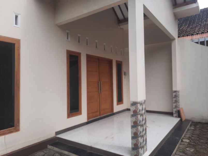 dijual rumah di cangkrep purworejo
