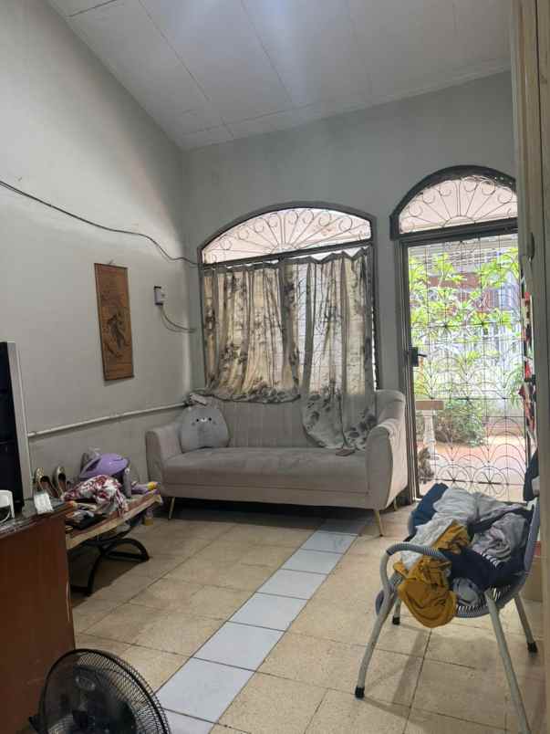 dijual rumah di daerah kelapa cengkir