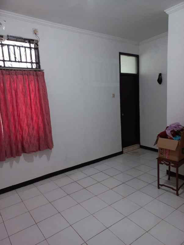 dijual rumah di jatibening estate