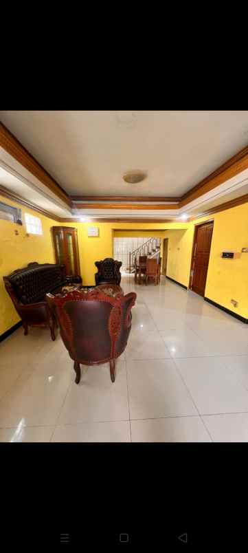 dijual rumah di jl cipinang cempedak iv jakarta timur