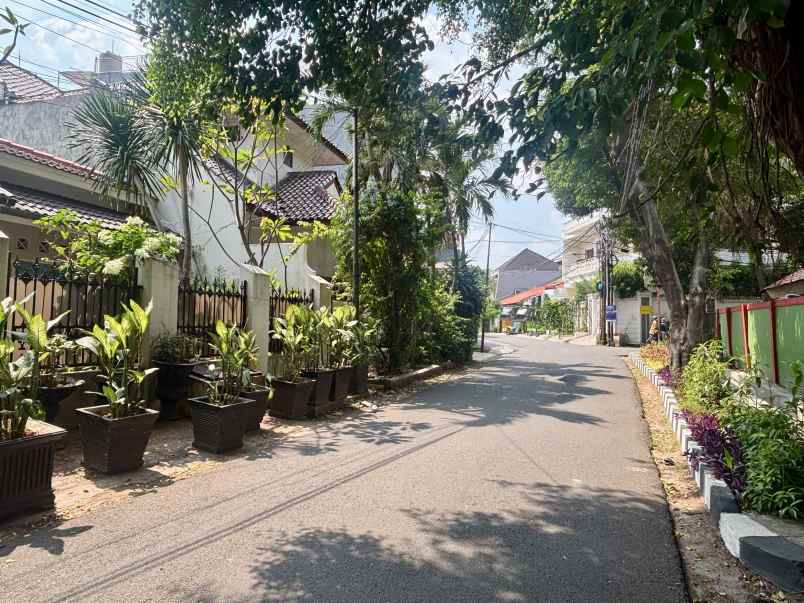 dijual rumah di tebet barat dalam jakarta selatan