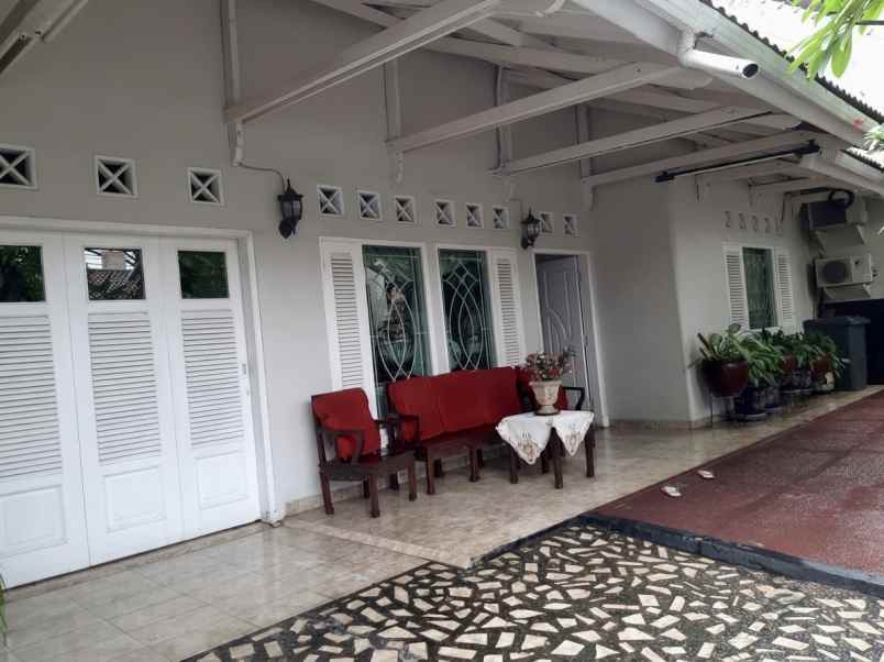 dijual rumah di tebet barat dalam jakarta selatan