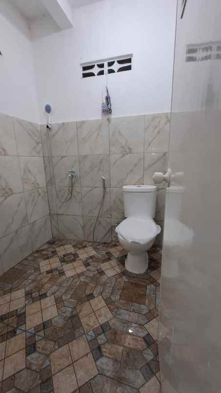 dijual rumah di tegalsari semarang