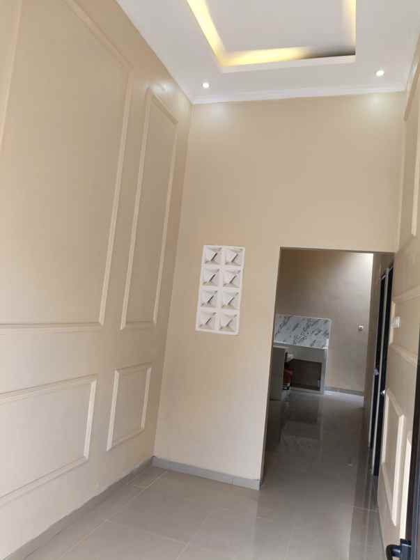 dijual rumah di wonomulyo barat bpd semarang