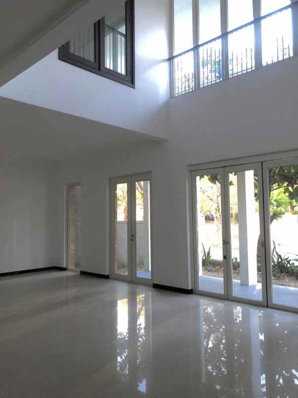 dijual rumah diamond hill citraland