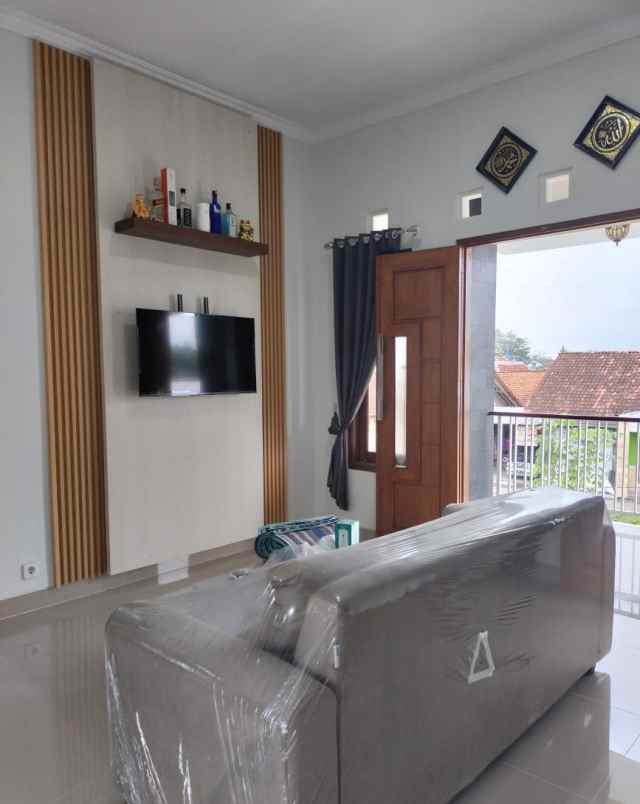 dijual rumah exit tol kalasan