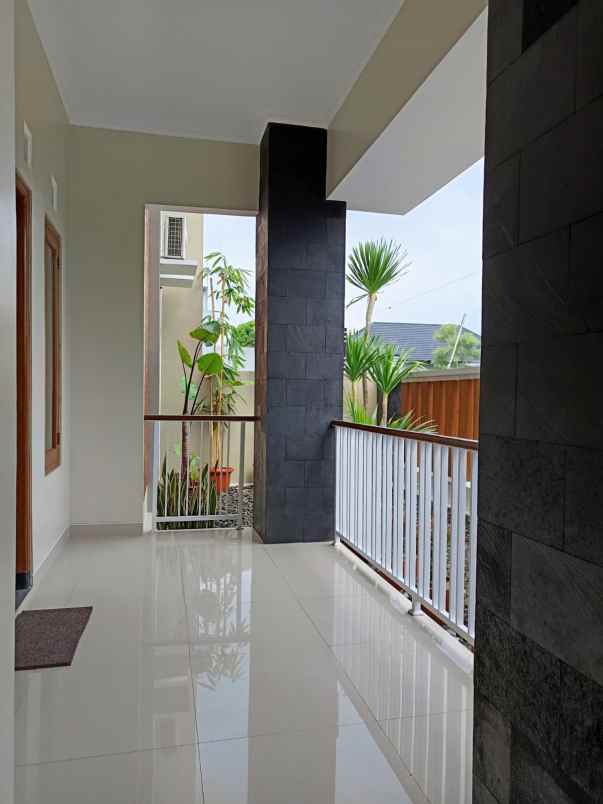 dijual rumah exit tol kalasan