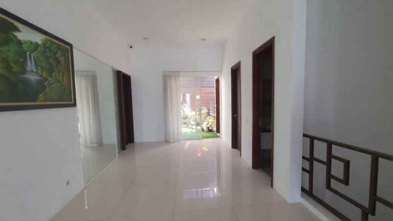 dijual rumah fulerton citraland