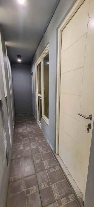 dijual rumah greenhill citraland