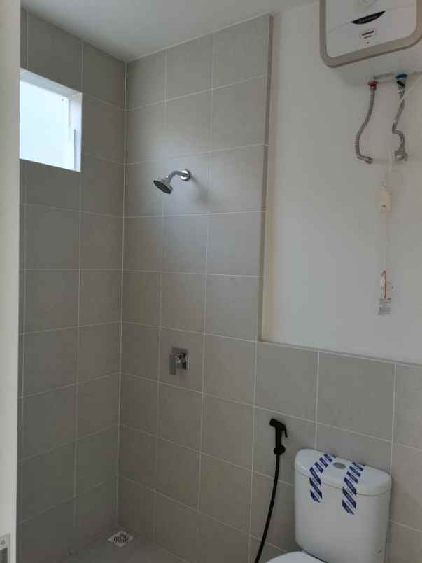 dijual rumah gunung anyar surabaya