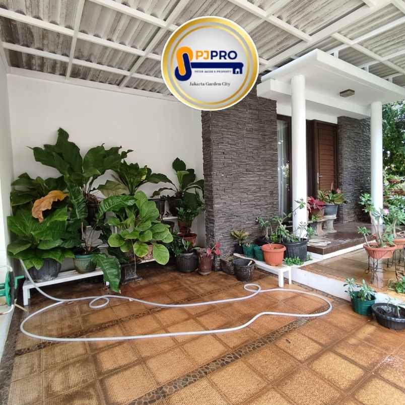 dijual rumah harapan indah cluster