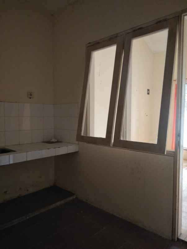 dijual rumah harapan indah harmoni