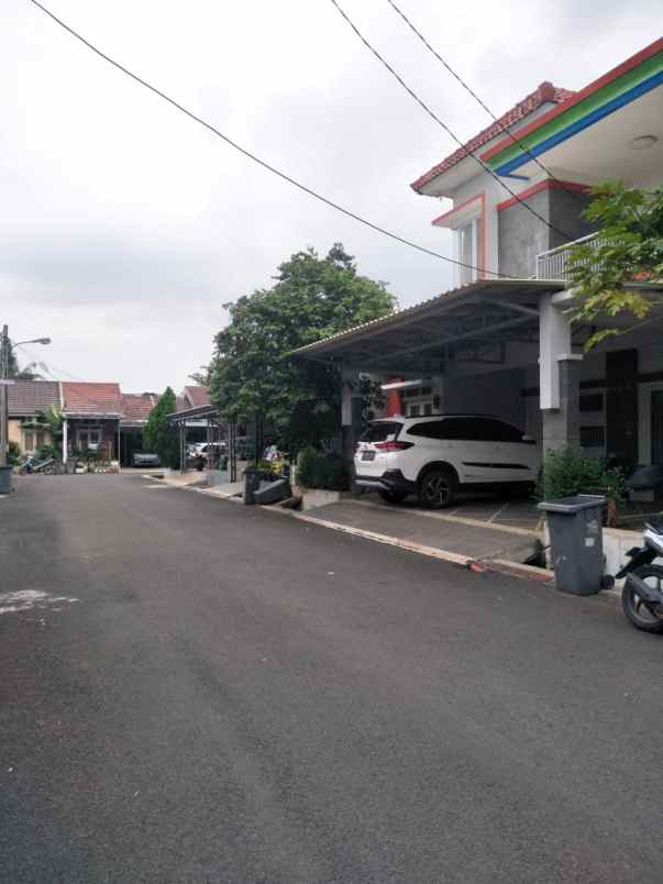 dijual rumah harapan indah harmoni