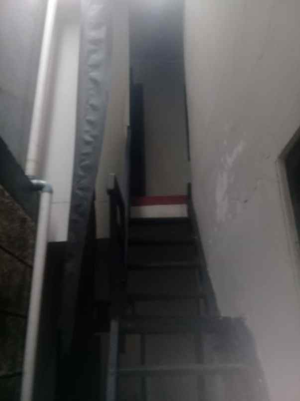 dijual rumah harga njop