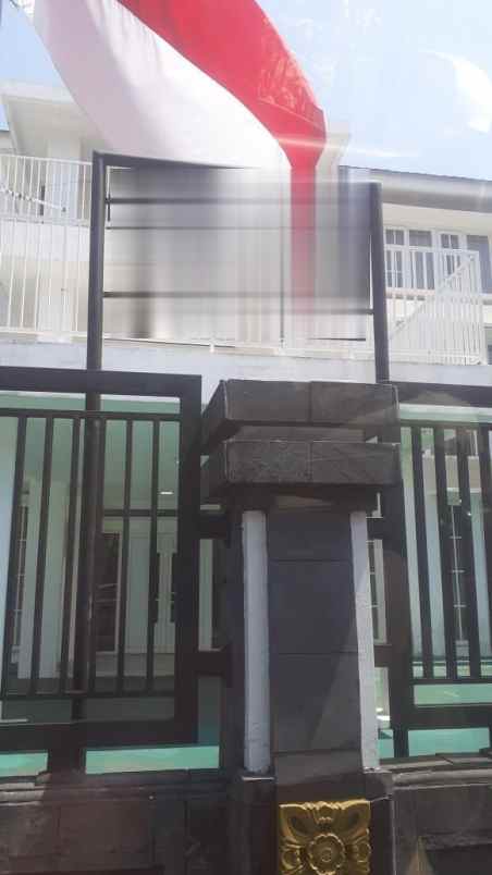 dijual rumah harga njop
