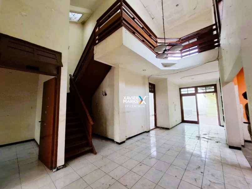 dijual rumah hitung tanah karang asem tambaksari ploso