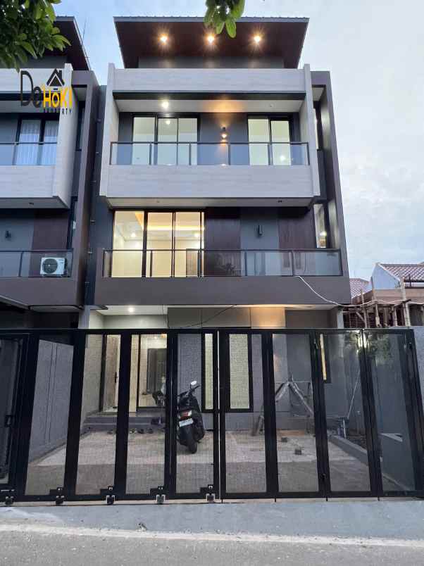 dijual rumah jagakarsa jakarta selatan