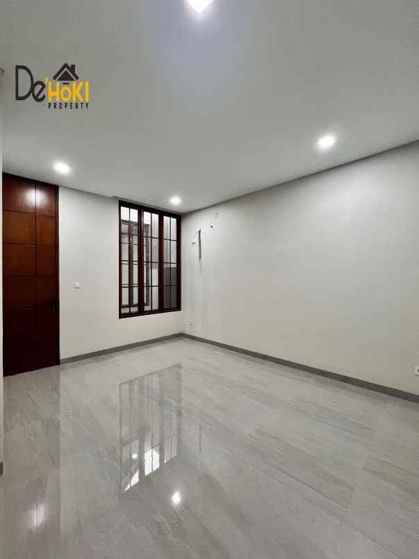 dijual rumah jagakarsa jakarta selatan